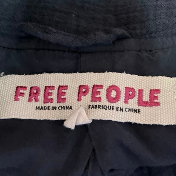 Free People Navy Blue Crinkled Cotton Button Lightweight Blazer Coat Jacket Sz S - Picture 3 of 4